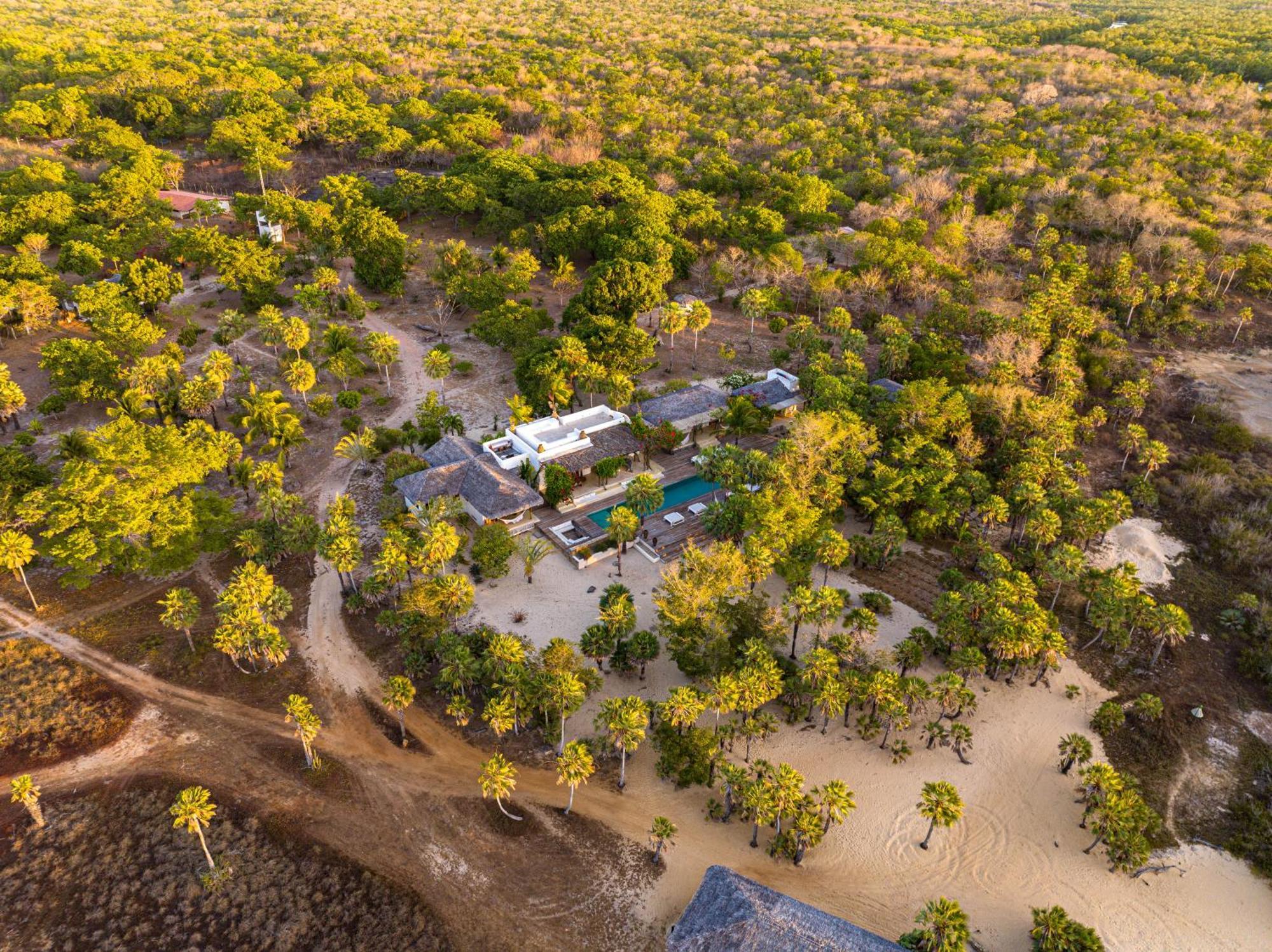 Villa Paz - La Villa Group Camocim Buitenkant foto