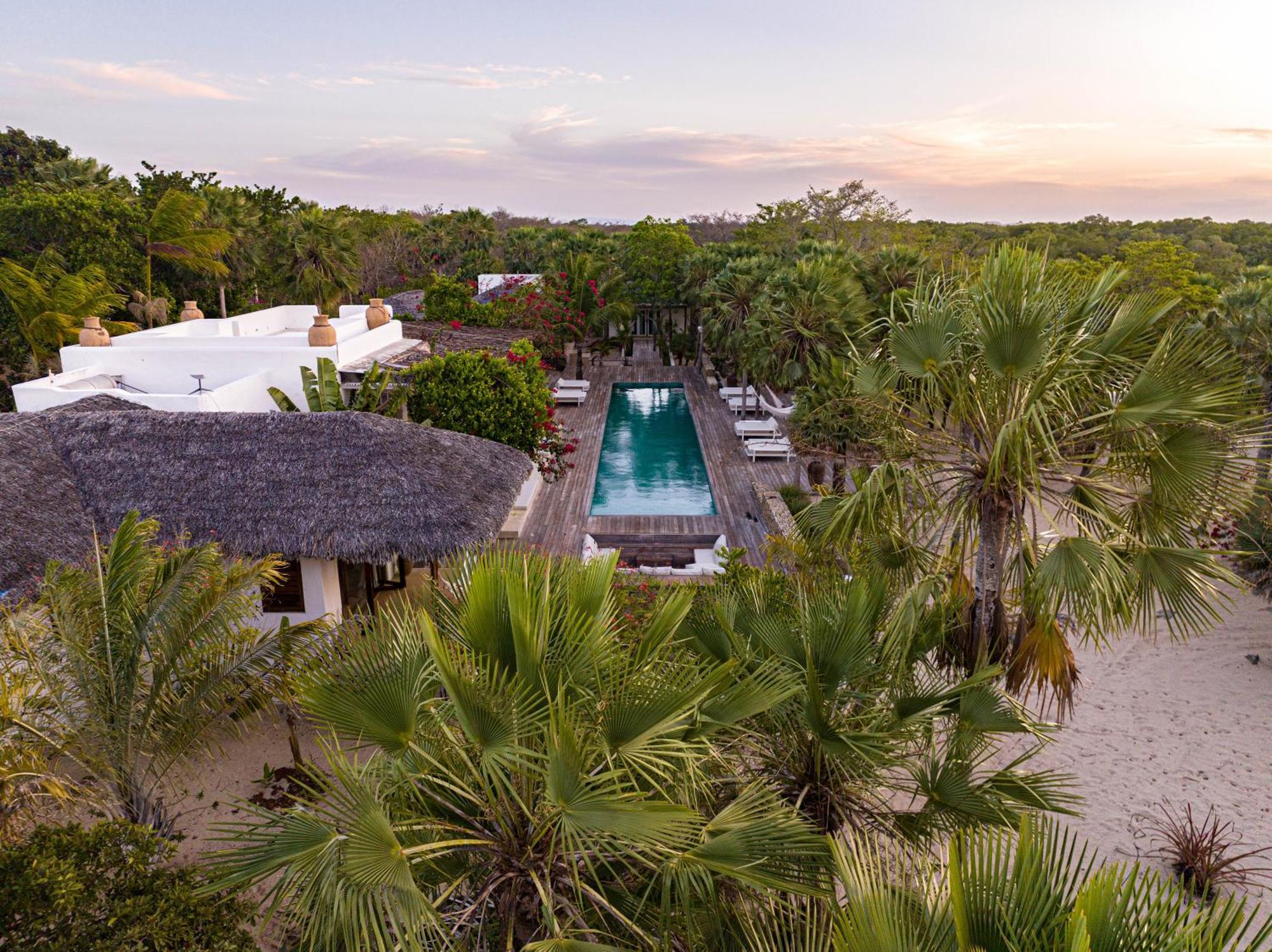 Villa Paz - La Villa Group Camocim Buitenkant foto