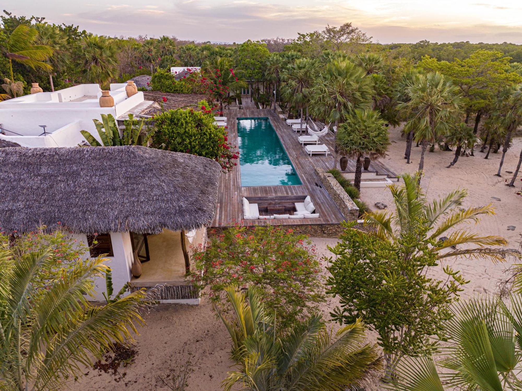 Villa Paz - La Villa Group Camocim Buitenkant foto