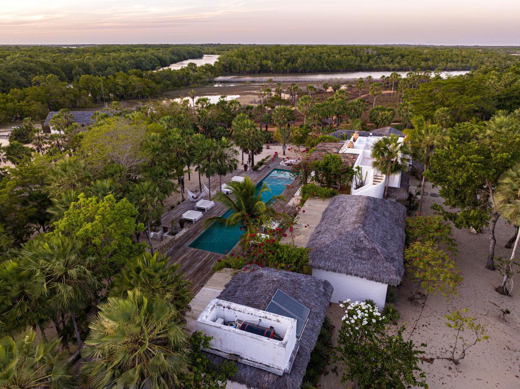 Villa Paz - La Villa Group Camocim Buitenkant foto
