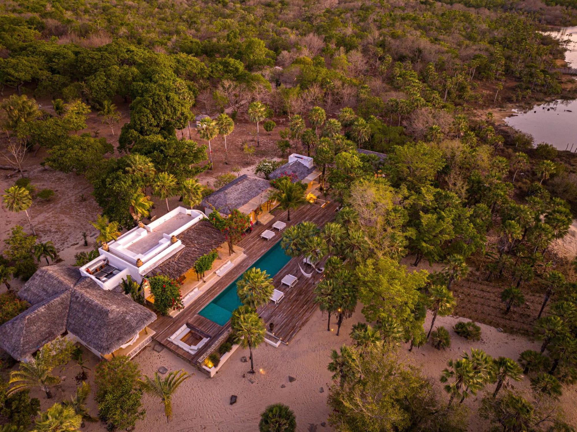 Villa Paz - La Villa Group Camocim Buitenkant foto