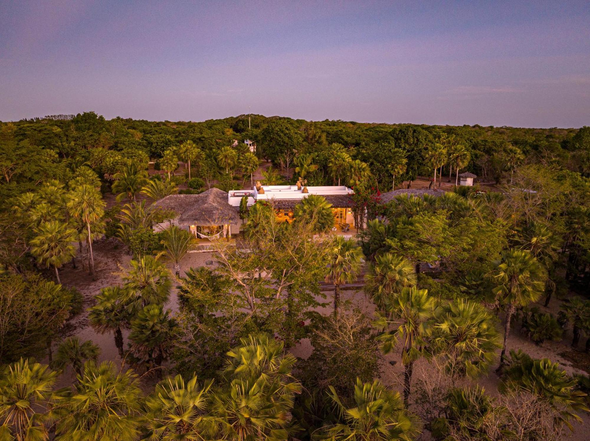 Villa Paz - La Villa Group Camocim Buitenkant foto