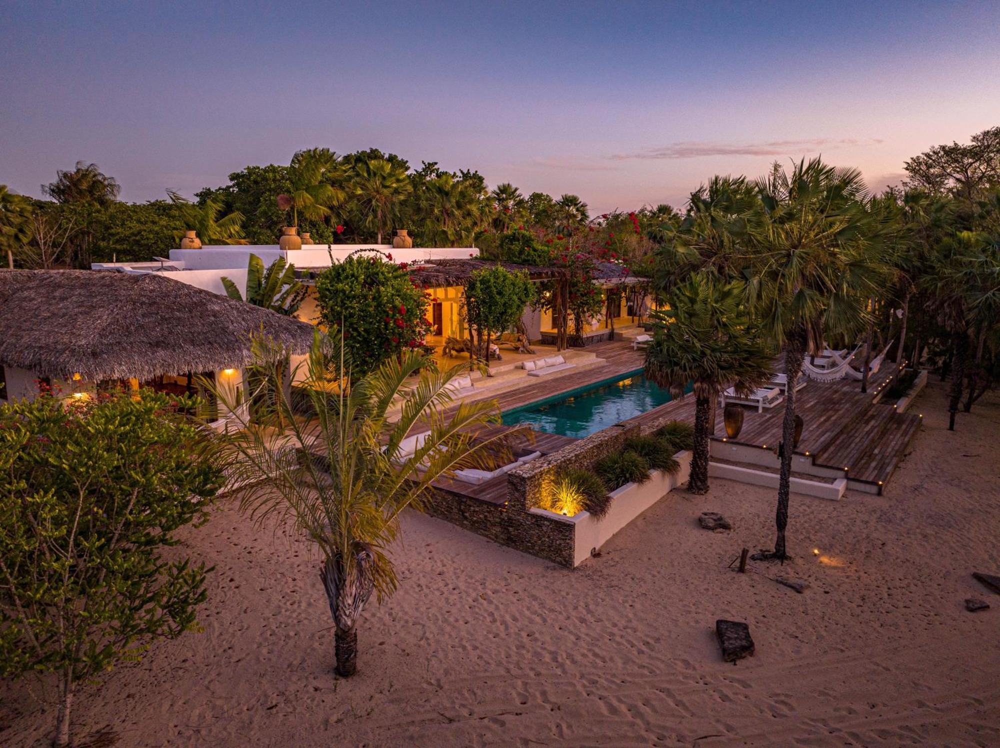 Villa Paz - La Villa Group Camocim Buitenkant foto